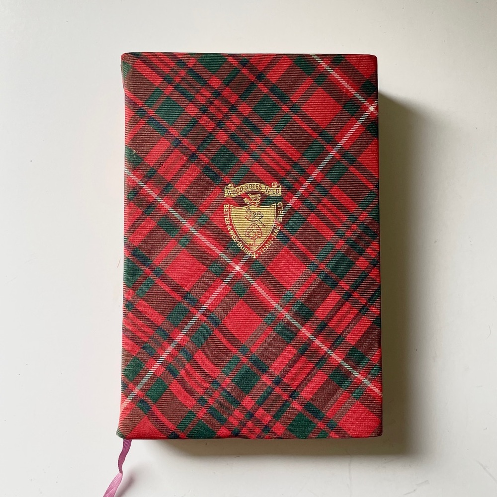 1935 Poetical Works Of Robert Burns Tartan Silk Hardcover
COLLINS Vintage Book